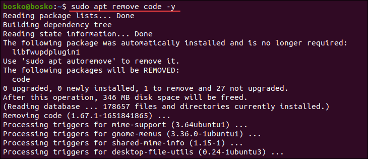 Uninstalling the vscode app using the apt package manager.